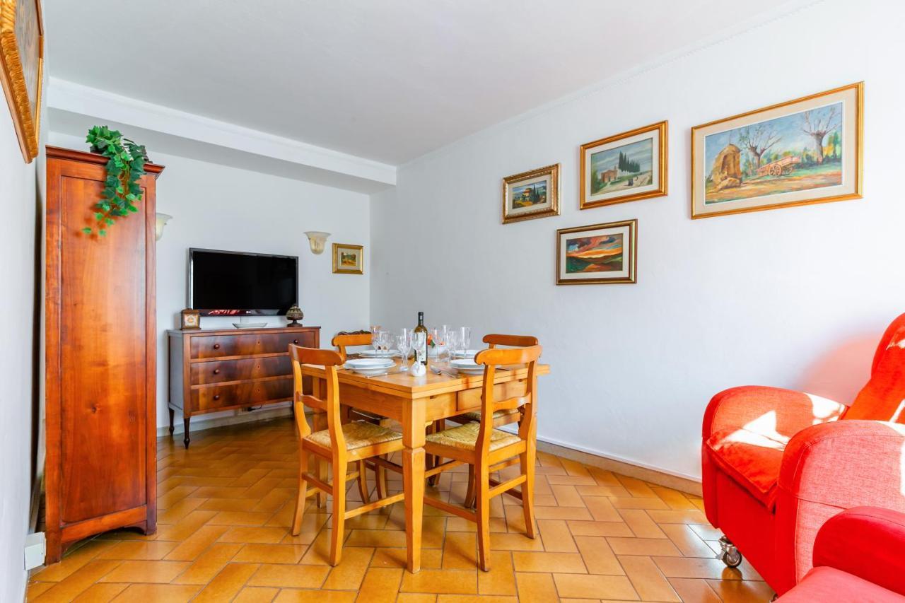 Pisa Airport Comfy Apartment - Private Parking 외부 사진